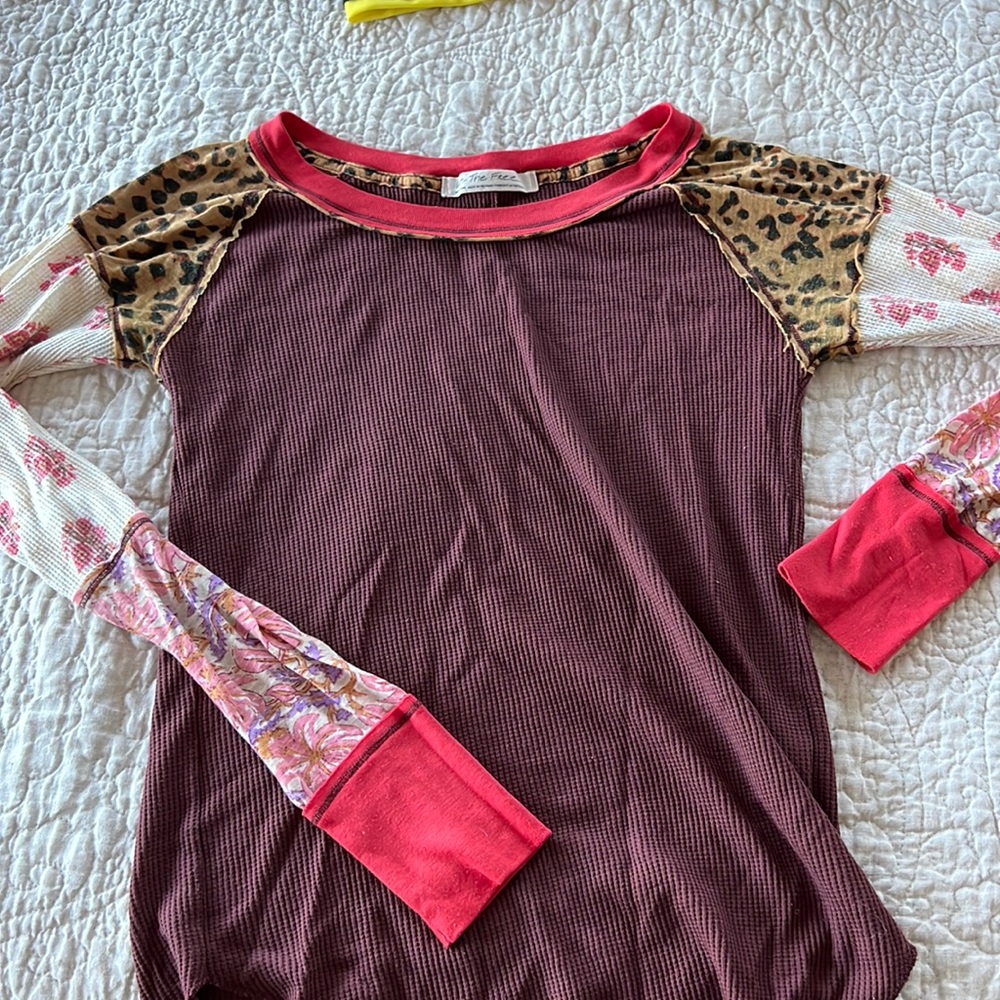 Free People We The Free  Thermal long sleeve tee. Size M